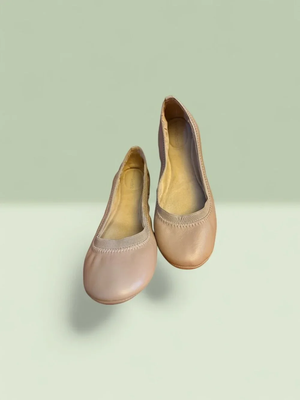Bandolino Nude/Tan Leather Ballet Flats Sz 9